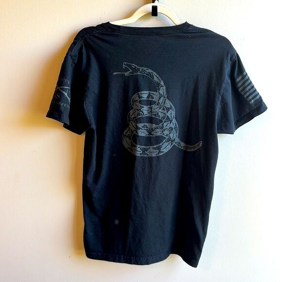 Grunt Style Black T-Shirt with Snake on Front and Back Size Medium - Picture 3 of 4